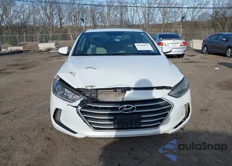 2017 Hyundai Elantra Value Edition z USA, uszkodzony, nr VIN 5NPD84LF4HH160589